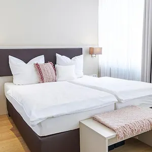 *** Hotel Tante Alma's Koelner Germany