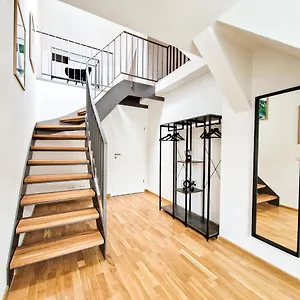 https://euphoras-zentrales-apartment-in-linden-mitte.hannover-hotel.net