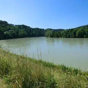 Urlaub Am Wasserburg
