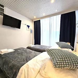 https://tolstov-hotels-lovely-city-house.dortmundhotels.net